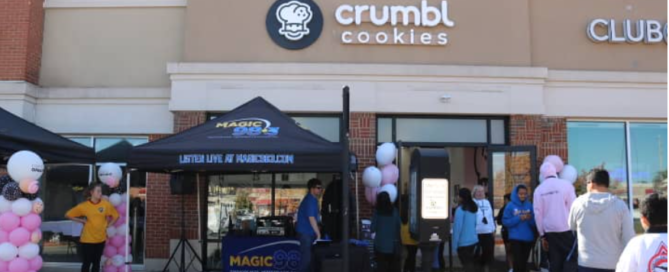 Crumbl Cookies Grand Opening The Shoppes at North Brunswick